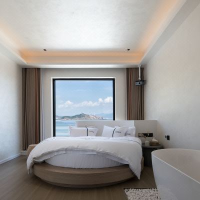 卧海|180度浴缸海景大床房