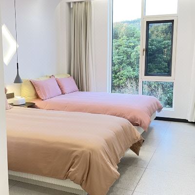 31望顶繁华--投影双床房