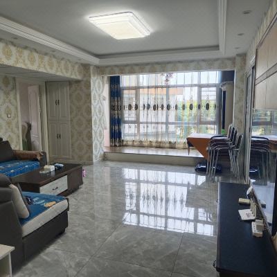 东港书香苑两室四床超大客厅带麻将机