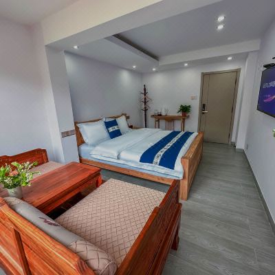 观景.阳台大床房（空调）