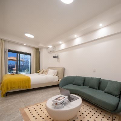 庭院景观大床房