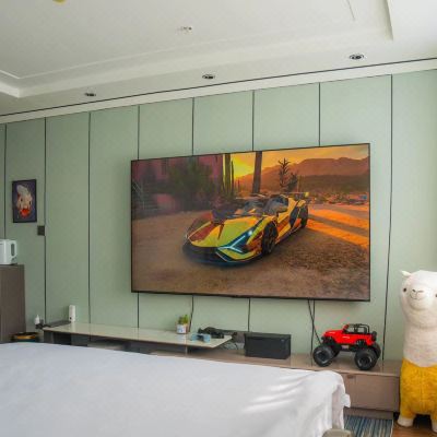 趣味主机大床房（90寸高清4K电视机+XBOX主机+影视会员）