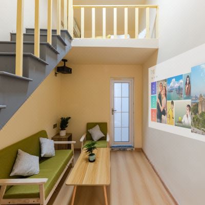 巨幕影院LOFT榻榻米