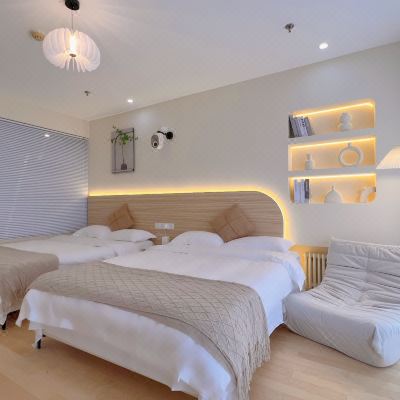 呦呦鹿鸣·智能投影家庭双床房