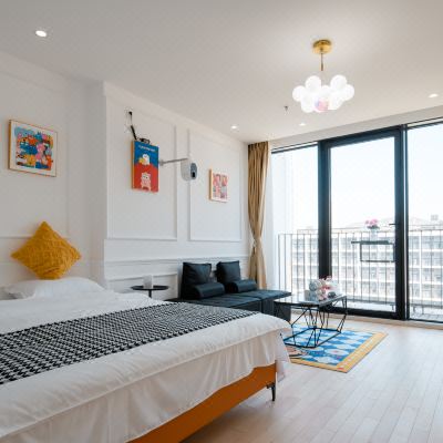 轻奢潮趣·海景智能投影大床房（阳台海景）