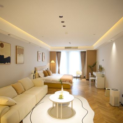 芝士温馨大床房