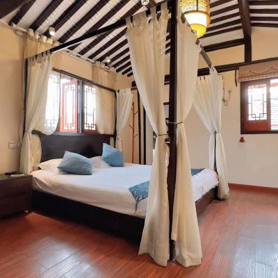 烟雨中式大床房