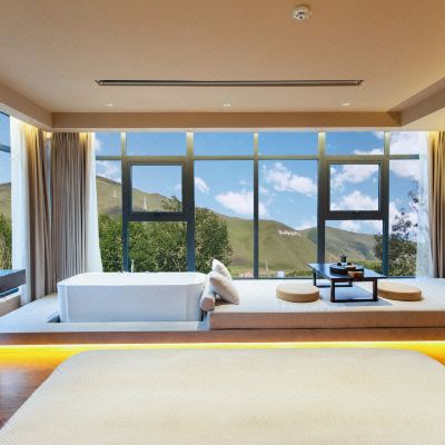 雪山观景丨私汤供氧智能大床套房(地暖+加湿器+投影)