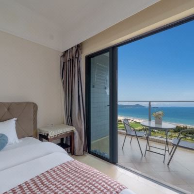 无遮挡一线海景两房一厅三床（270度观海日出大阳台）