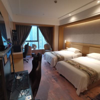 高端双排电竞双床房