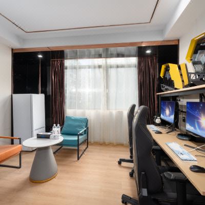 天衣无缝-轻奢大床房[技嘉4060Ti显卡+AOC2K170HZ高刷电竞屏+千兆网络+特权]