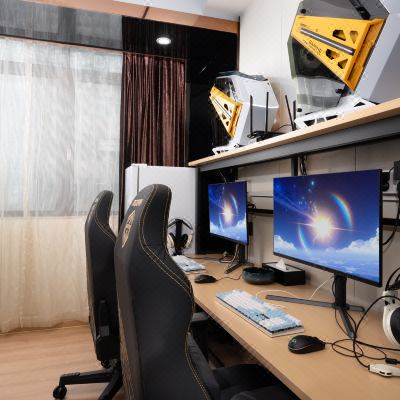 出类拔萃double--顶配大床房【技嘉4070Ti显卡+AOC2K170HZ高刷电竞屏+千兆网络+特权+浴缸+100寸投影】