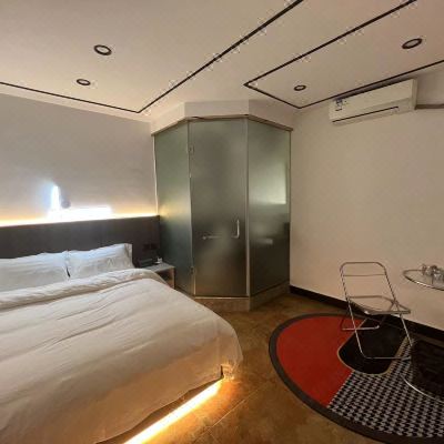 特价大床房（无窗）