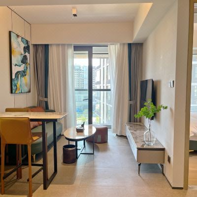 复古ins风莫蓝迪绿大阳台1房1厅