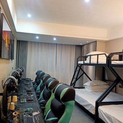 轻奢电竞五人间