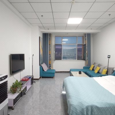 河景空调大床房