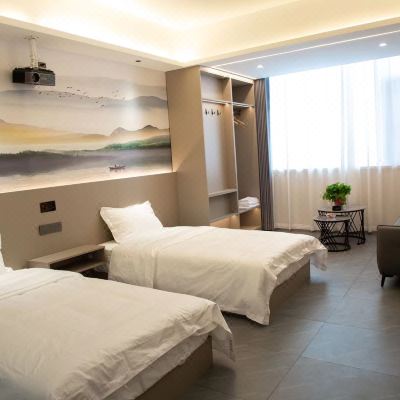 极速轻奢投影双床房