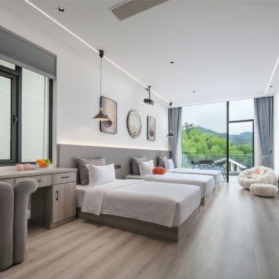 双子201·山景露台三床房