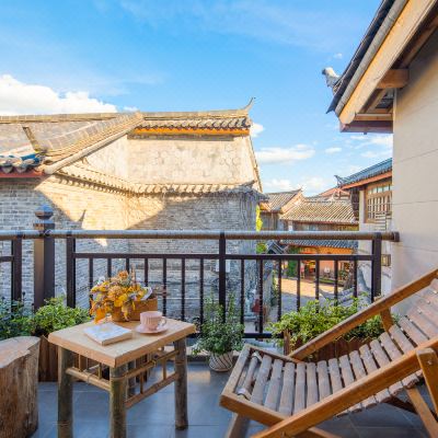 素青・ 阳台观景浴缸大床房