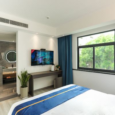 竹隐舒适大床房