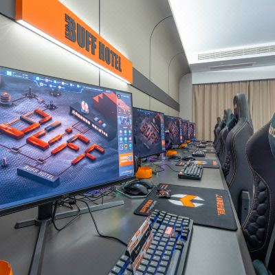 五虎将之家机麻五人间[4070+2K240HZ+i713700K、KF]+酒店提供洗衣机