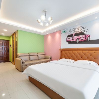 轻奢舒适大床房