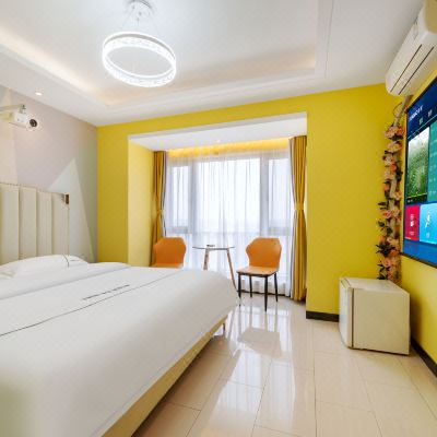 优选雅致大床房