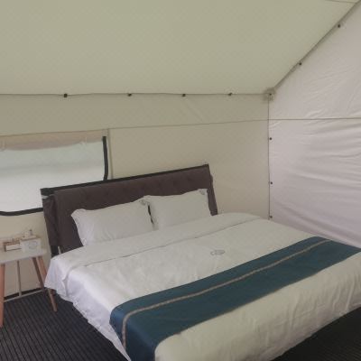 静心豪华大床房