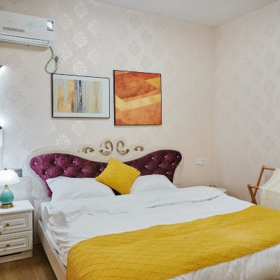 温馨三室二厅套房