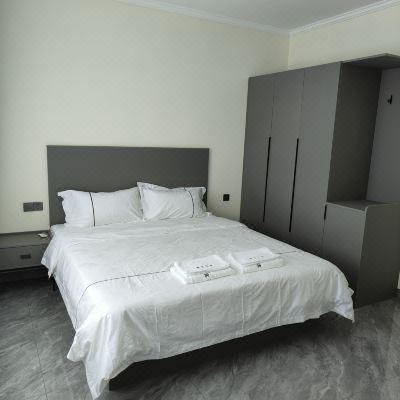 精致二室一厅套房