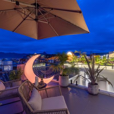 近山的晚钟·观景独立阳台套房