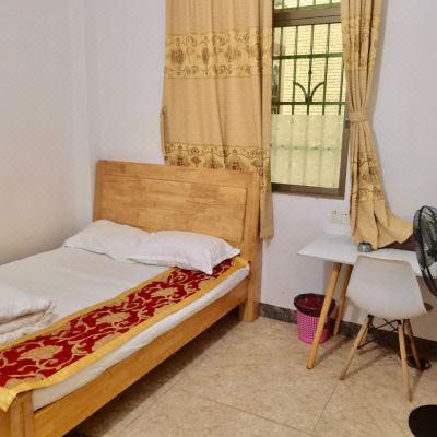 两间套房（共用空调）