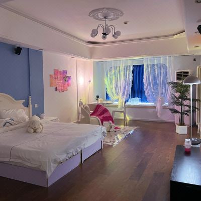 投影大床房（圣托里尼蓝地标景+风景拍摄+洗面奶+卸妆水）