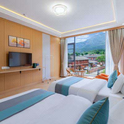 山景落地窗大标间