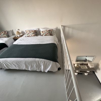 梵尘 . 复式滑梯家庭房