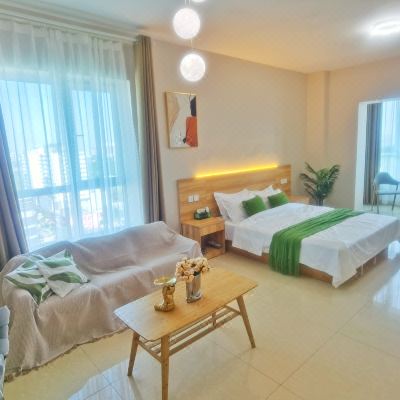 浪漫阳光投影大床房