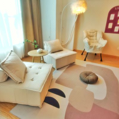 日式悬浮投影大床房