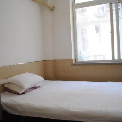 标准大床房(有窗)