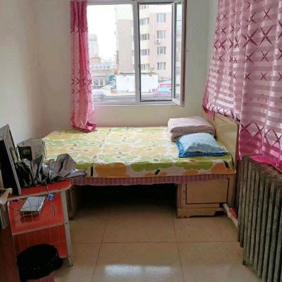 特价大床房（无空调）（公共卫浴）