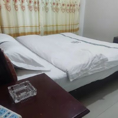 普通大床房公共卫浴