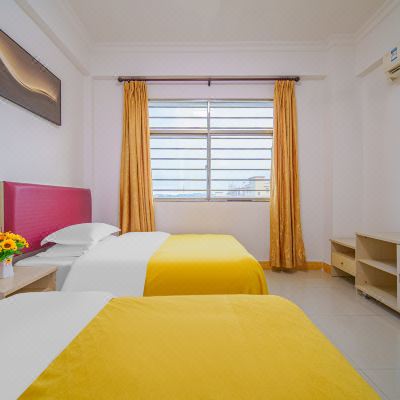 精致双床房(酒店提供自助洗衣房)