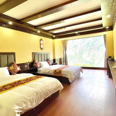 揽月-豪华山景双床房