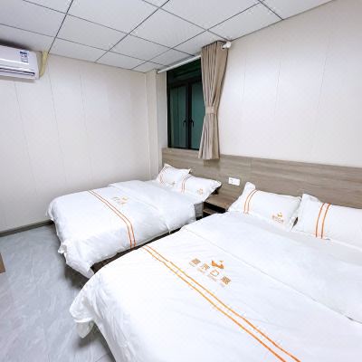 标准双人房（冷暖空调+酒店提供自助洗衣房）