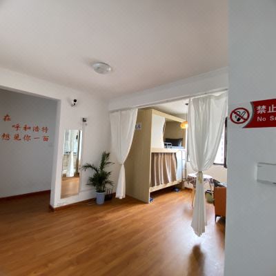 觅风男生太空舱