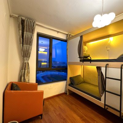 觅己女神四人间