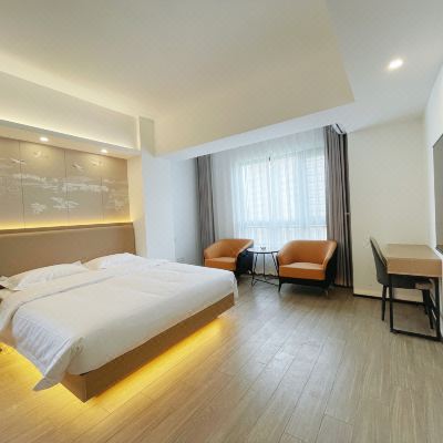 优选旅居大床房