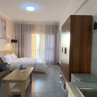 舒适大床房8-1栋2321