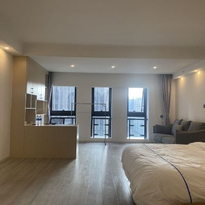 阳光大床房9栋1305