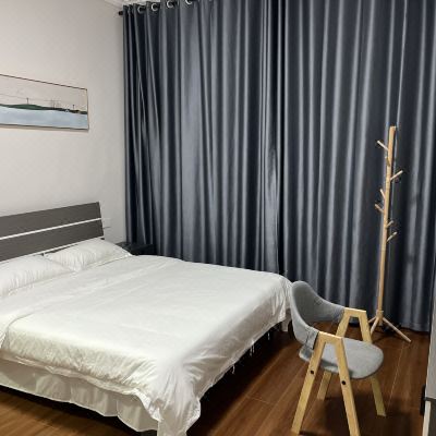 豪华大床房（空调）