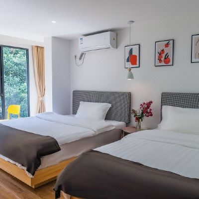 豪华麻将阳台双床房